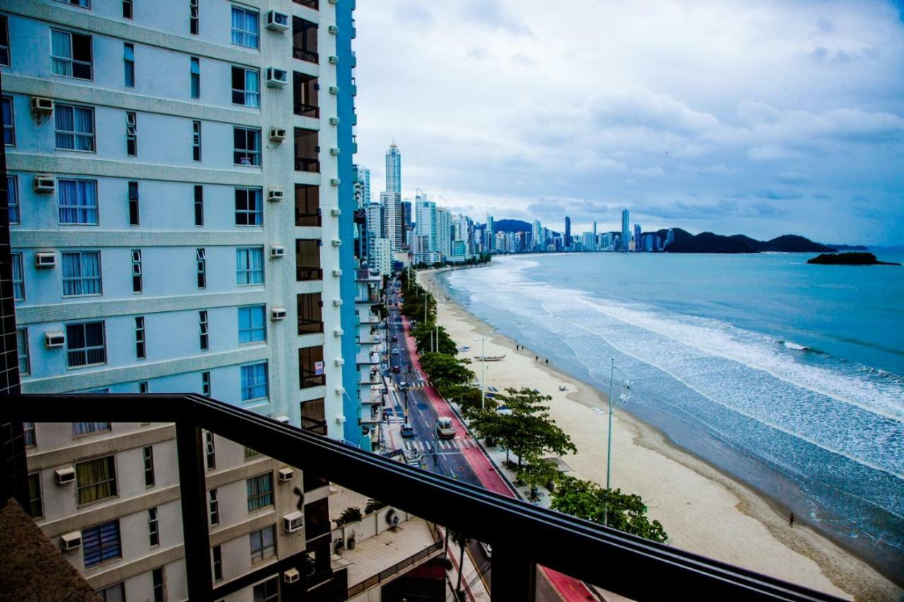 Apto Frente Mar Bal Camboriu Pe Na Areia Fantastica E Encantadora Vista Mar บัลเนอาริโอ กังโบริว ภายนอก รูปภาพ
